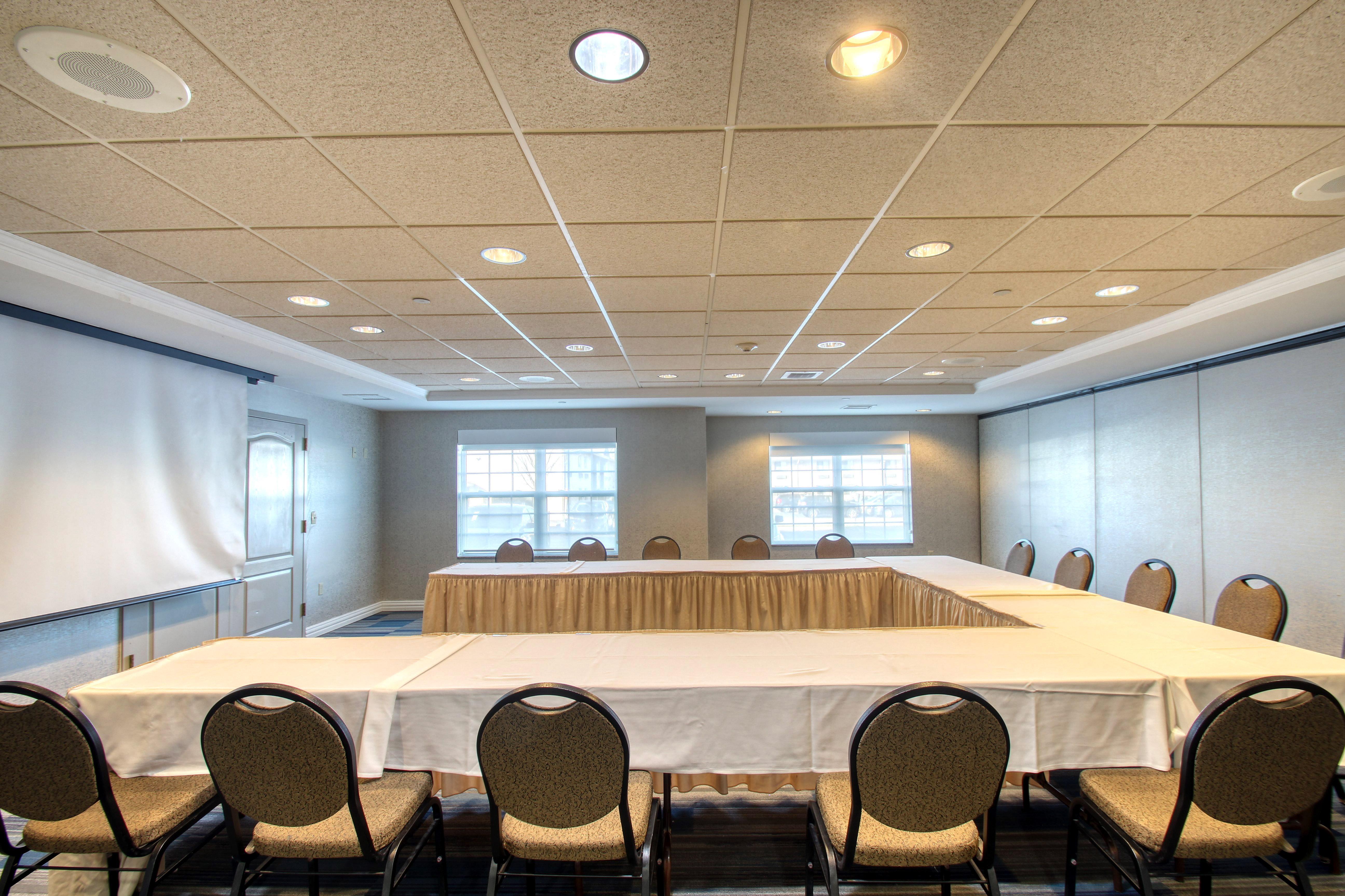Holiday Inn Express Hotel & Suites Milwaukee Airport By Ihg מראה חיצוני תמונה
